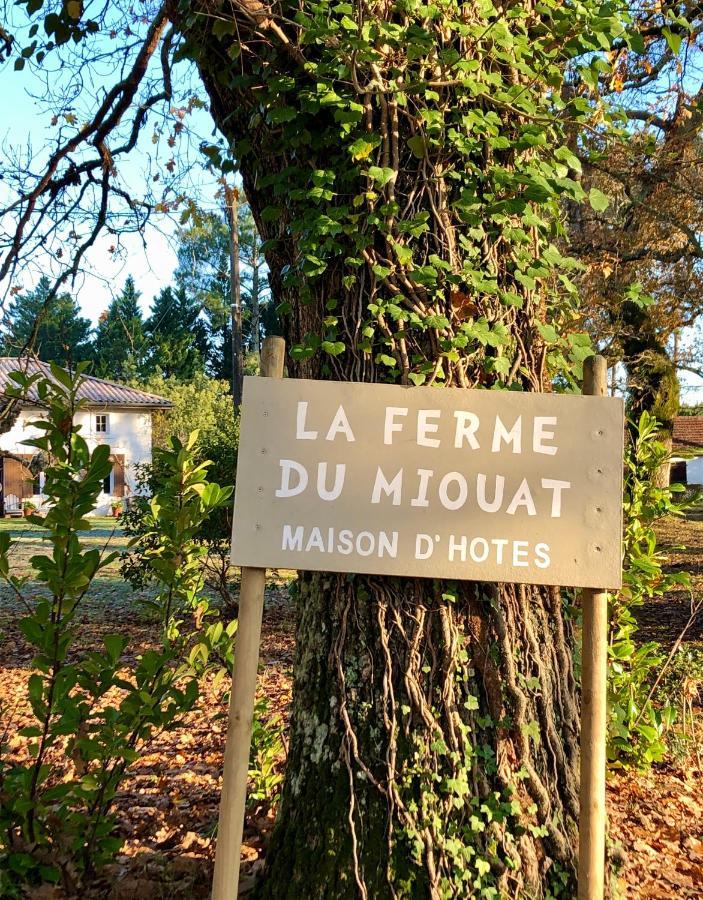 ホテル La Ferme Du Miouat サン・ジュリアン・アン・ボルヌ エクステリア 写真